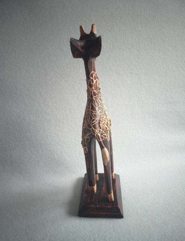 Statuette girafe africaine en bois