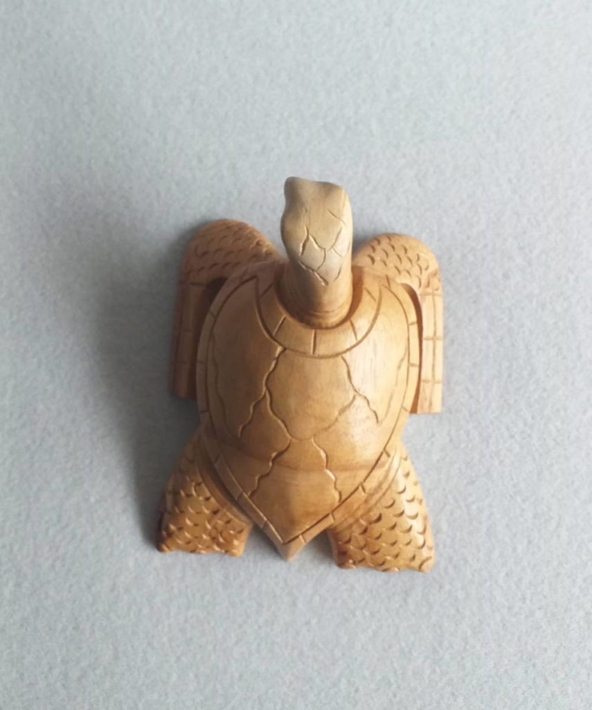 Tortue De Mer En Bois Sculpté Main - Décoration Murale Art Déco - Finition Naturelle